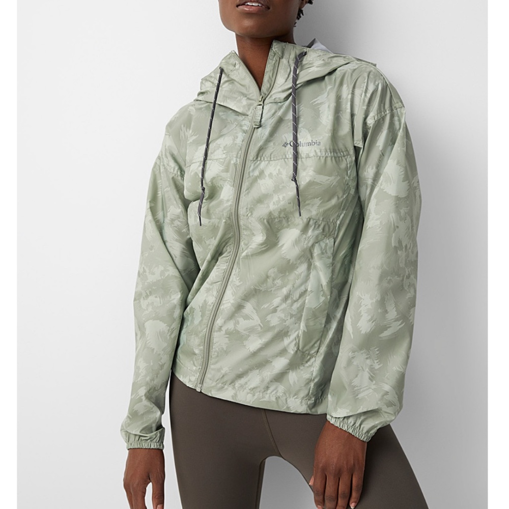 Columbia green camo long sleeve hooded windbreaker jacket NWT